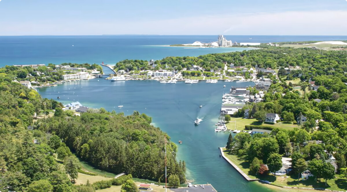 Melhores ofertas de aluguel de carros em Charlevoix